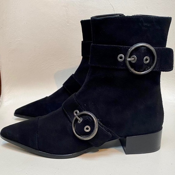Zara | Flat Suede Boots - Picture 5 of 16